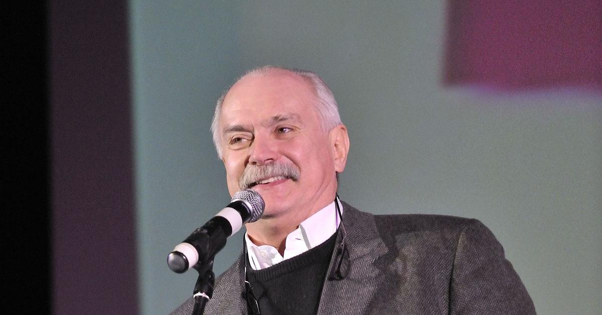 Ковид подтвержден, сатурация низкая: последние сведения о самочувствии Никиты Михалкова