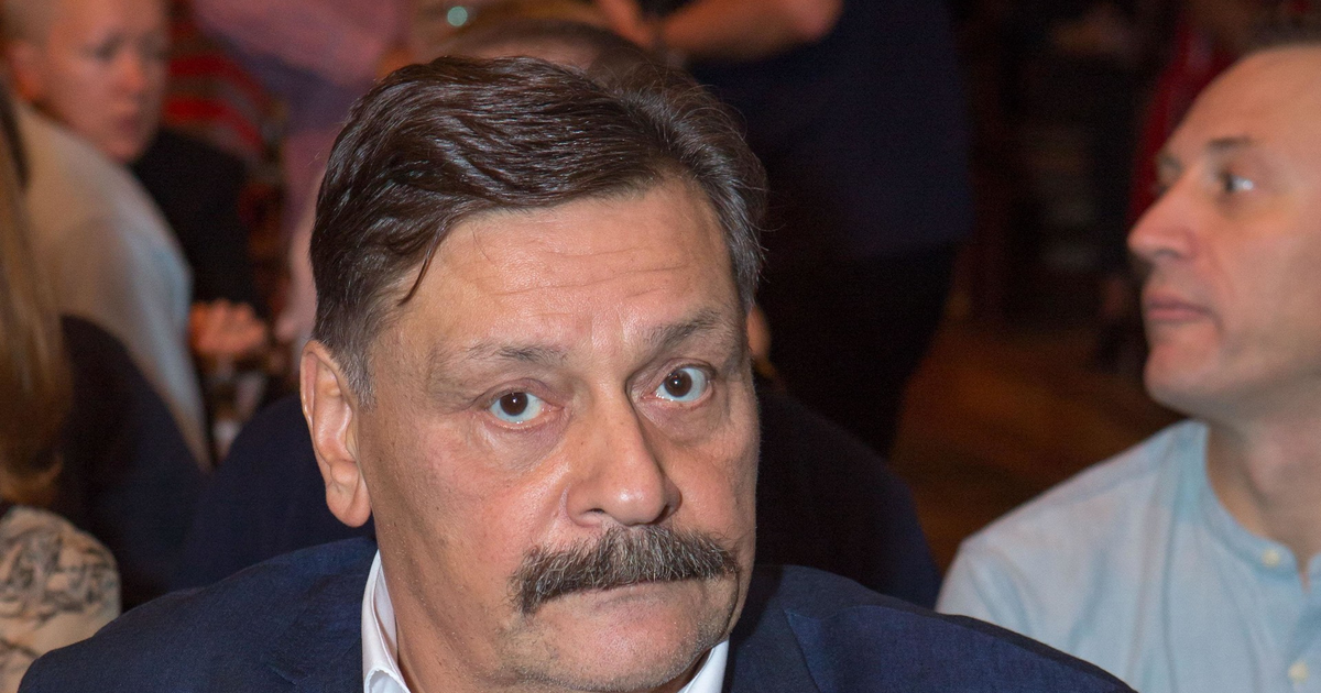 Дмитрий Назаров эмоционально прокомментировал свое увольнение Константином Хабенским из МХТ