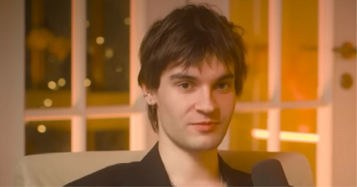 Экс-солист MBAND о работе с Константином Меладзе, заботе Сергея Лазарева и высокомерии Влада Рамма