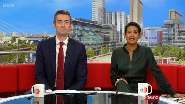 Все изменения: BBC Breakfast был снят с BBC One в четверг из-за крупной перестановки в расписании, поскольку на этой неделе на диване не было третьего ведущего.