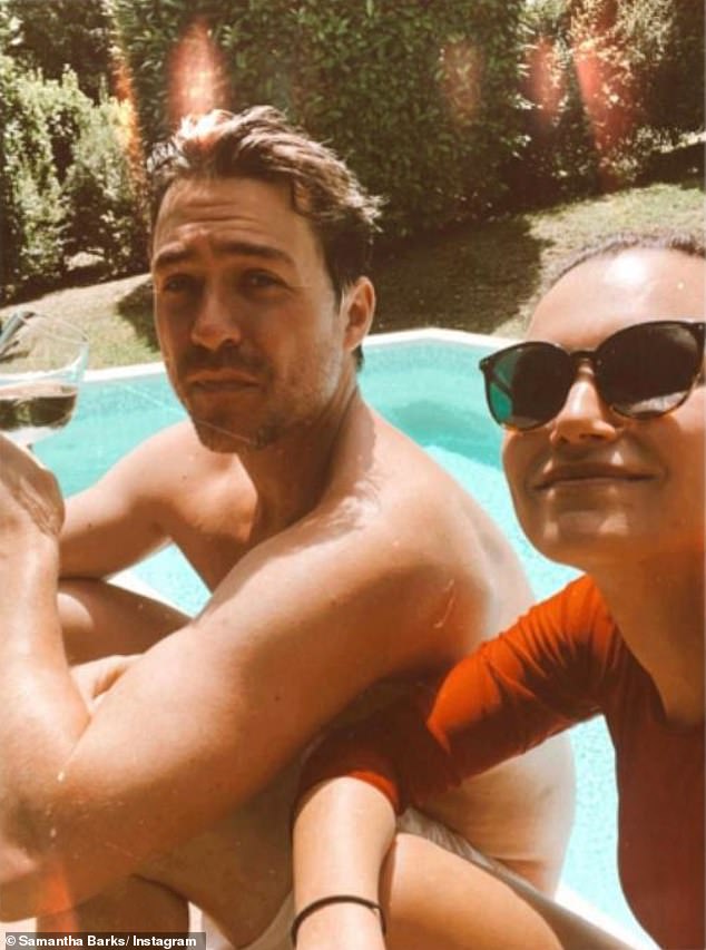 Счастливая пара: актриса познакомилась с Алексом, когда снималась вместе с ним в бродвейской музыкальной версии «Красотки» еще в 2018 году.