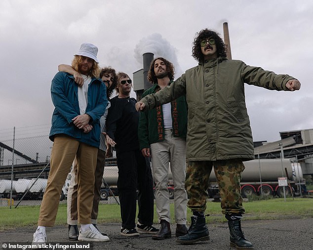 Sticky Fingers пообещали перенести отмененное выступление в Брисбене на другую дату