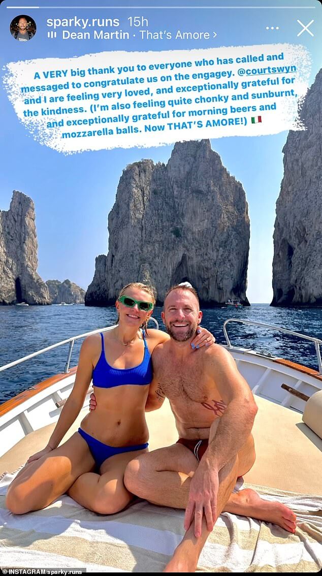 Бывший Лорен Филлипс Лаклан Спарк объявил о своей помолвке с Кортни Винберген, всего через несколько недель после того, как она сообщила, что собирается снова пойти под алтарь.  На фото
