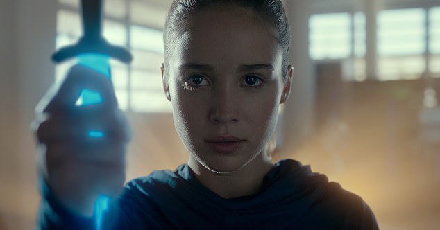 Она появилась в 18 эпизодах сериала, созданного Саймоном Барри.