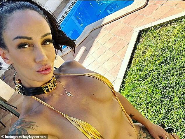 Хейли Вернон из Married At First Sight мало что оставила воображению, когда в воскресенье позировала в едва заметном купальнике для пикантного селфи в Instagram.  На фото