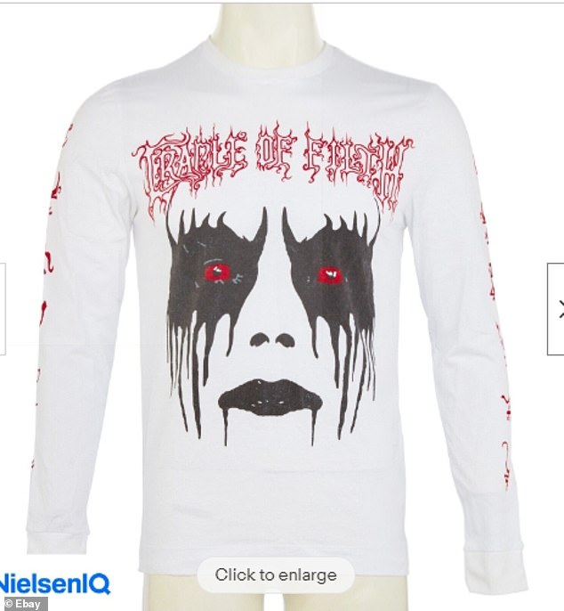 Ужасно: топ Эда Cradle of Filth также выставлен на продажу на общую сумму 71 фунт стерлингов.