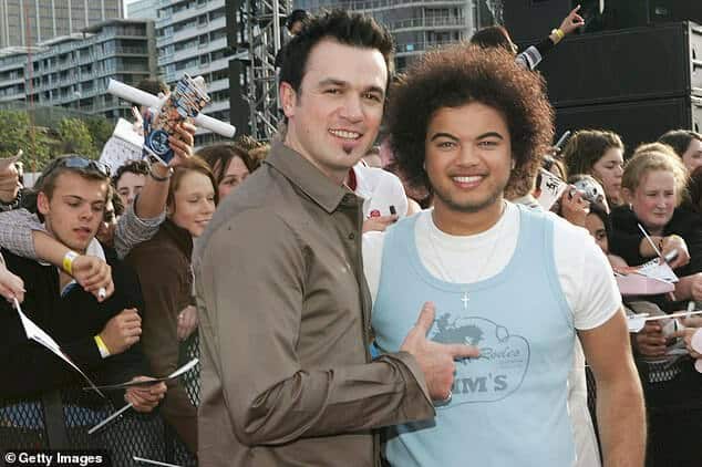 Кто самые популярные певцы группы Australian Idol в мире?  Посмотрите удивительный список певцов, которые завоевали поклонников по всему миру благодаря реалити-шоу.  На фото: Шеннон Нолл и Гай Себастьян