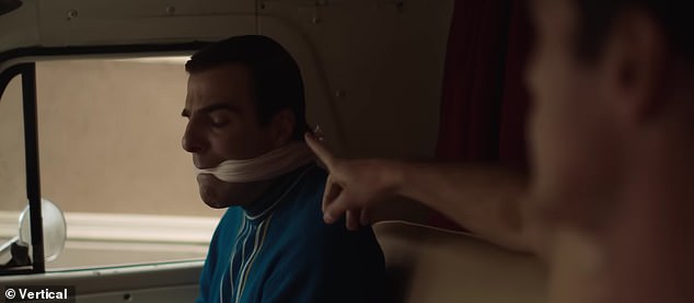 Трейлер заканчивается тем, что Фоллс спрашивает невидимого персонажа: «Так теперь мы будем откровенны друг с другом?»