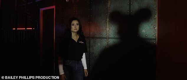 Новый инди-фильм ужасов под названием «Ловушка Микки Мауса» выйдет в прокат в марте 2024 года, а первый трейлер появится в первый день Нового года.