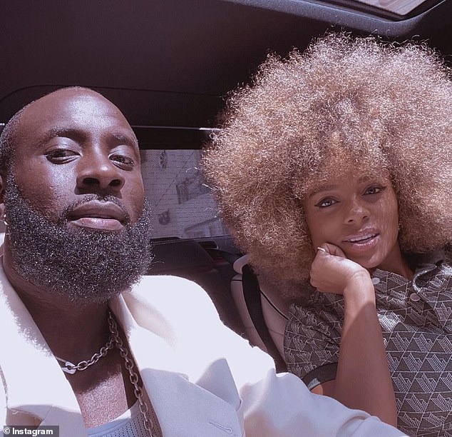 36-летняя звезда X Factor в понедельник зашла в Instagram, чтобы сообщить, что ждет ребенка.