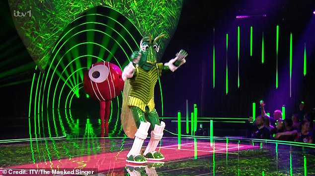 Cricket исполнил фантастическую версию песни FUSE ODG Antenna, под которую все пели и танцевали.