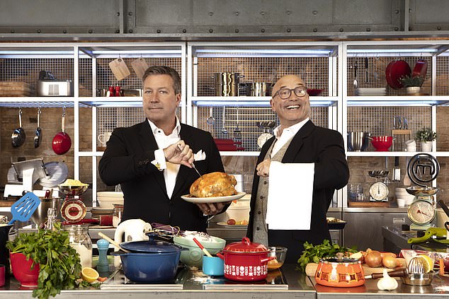 Грегг постоянно занят съемками MasterChef, бизнесом, связанным с благополучием, и новым подкастом о здоровье и благополучии A Piece of Cake (на фото с сосудьей MasterChef Джоном Тородом).