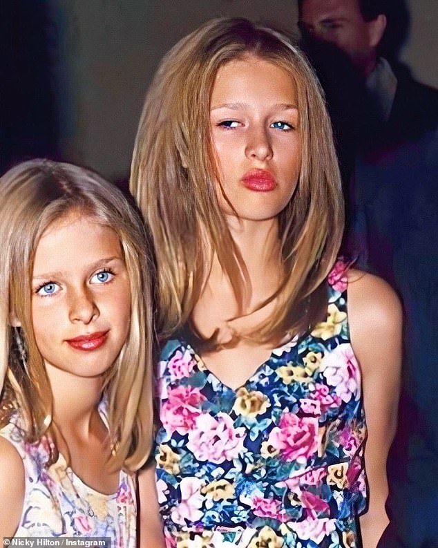 Ее сестра Ники Хилтон Ротшильд, 40 лет, также поделилась в Instagram любящей и восхваляющей данью своей сестре.