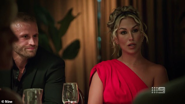 «Джейден — такая драматическая лама, но не в веселом смысле, а в какой-то странной одержимости страданиями других людей», — написал один из них.