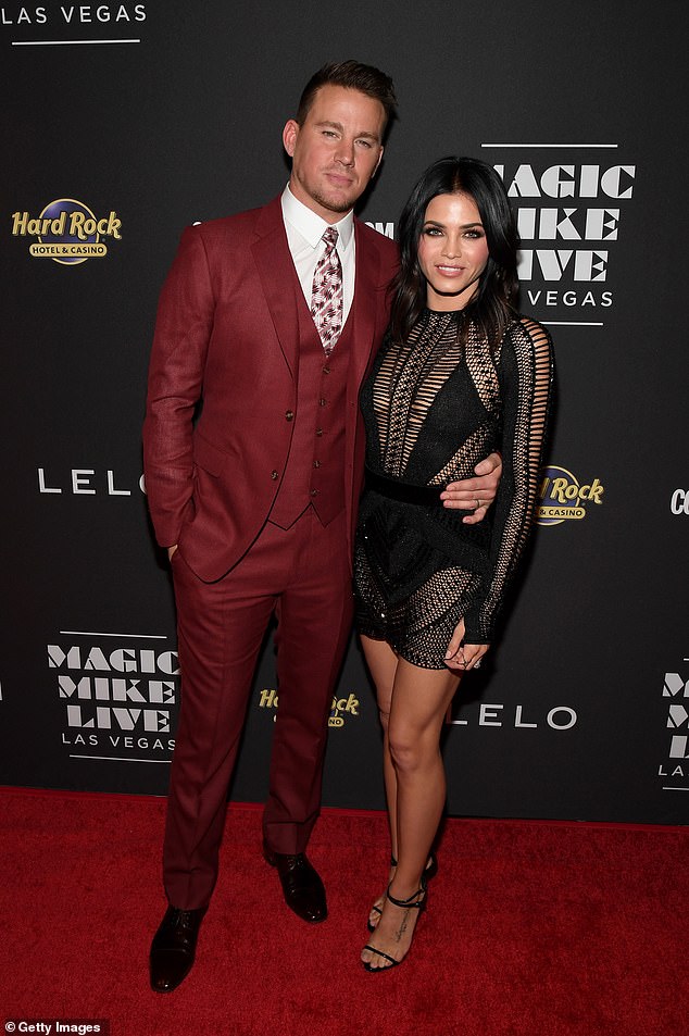 Татум и Деван были сфотографированы на дебюте шоу Magic Mike Live Las Vegas в Hard Rock Hotel & Casino 21 апреля 2017 года в Лас-Вегасе, Невада.