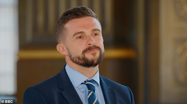 Фил мог бы отметить, что эта модель не так уж и плохо сработала для Джеффа Безоса из Amazon – но зачем тратить время?
