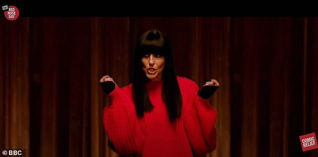 Гарри продемонстрировал свои актерские способности в марте, когда фанаты Comic Relief увидели звездную пародию «Предатели: Фильм» (на фото: Суранн Джонс в роли Клаудии Винклеман).