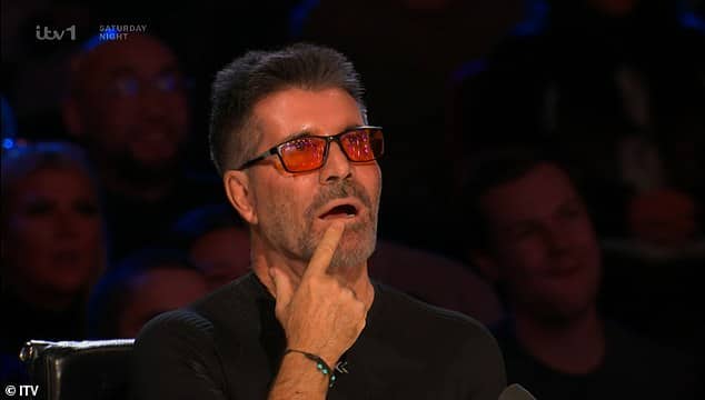 В ходе текущего сериала, включая повтор, сериал Britain's Got Talent собрал в среднем 7,1 миллиона зрителей перед финалом 17-го сезона в следующее воскресенье (на фото Саймон Коуэлл).