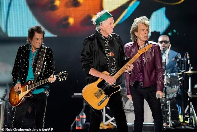 The Rolling Stones доказали, что они не постарели ни на день, выйдя на сцену в Чикаго во время американского этапа своего тура Hackney Diamonds Tour.