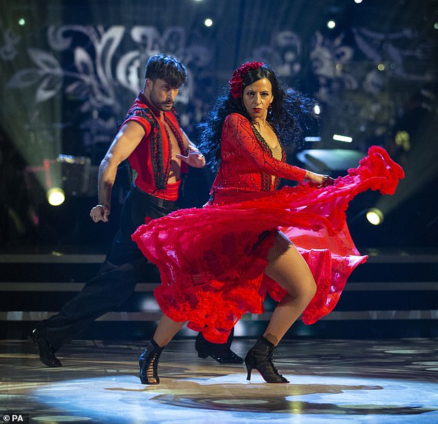 Ранвир Сингх и Джованни во время генеральной репетиции шоу Strictly Come Dancing 2020
