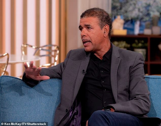 Крис Камара поделился с поклонниками новостями о состоянии своего здоровья во время выступления в понедельничном выпуске This Morning после того, как ему поставили диагноз апраксия.