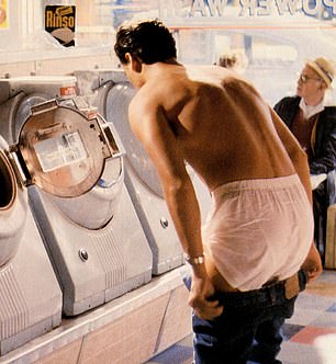 Ник Кэмен получил всемирную известность благодаря своей рекламе Levi’s в 1980-х годах.
