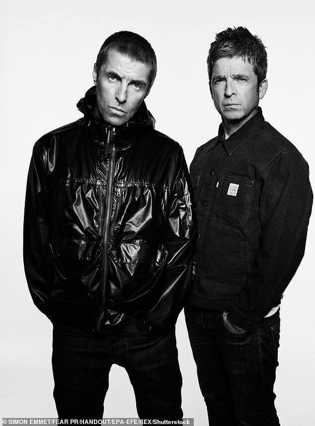 Oasis официально отправятся в Down Under в 2025 году. Во вторник хитмейкеры Roll With It отправились в Instagram, чтобы анонсировать два австралийских концерта в 2025 году.