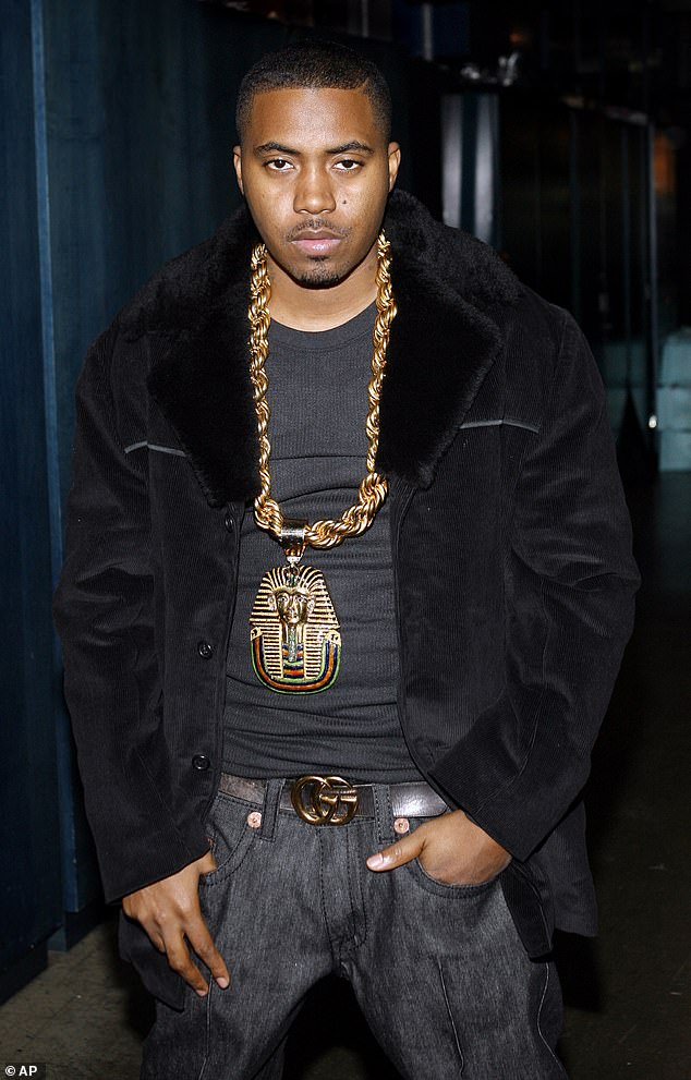 Кармен ранее призналась в романе с Насом (на фото) после выхода трека Memphis Bleek и Jay-Z Is That Your Chick.