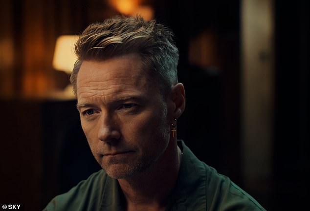 В других сериях Ронан обрушился с критикой на 