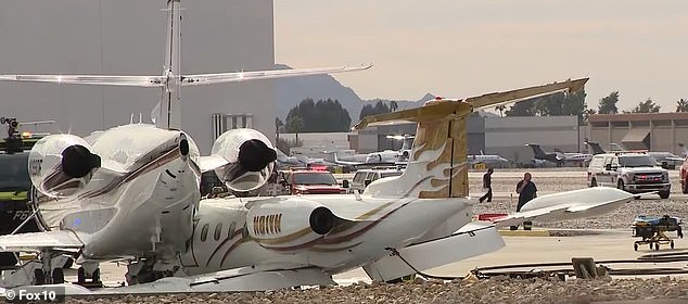 Самолет Learjet 35A выехал за пределы взлетно-посадочной полосы после приземления и врезался в бизнес-джет Gulfstream 200, стоявший на перроне в муниципальном аэропорту Скоттсдейла