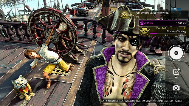 После событий последней игры Yakuza вспыльчивый и сильно татуированный Горо Мадзима оказывается на Гавайском острове в 2024 году, где пиратский образ жизни кажется нормой.
