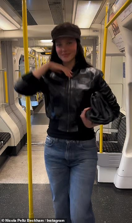 Никола выглядела стильно в кожаной куртке, которую она сочетала с джинсами с низкой посадкой и кепкой 
