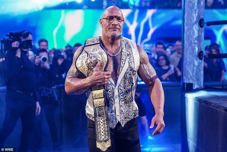 52-летняя легенда WWE (на фото - в Лос-Анджелесе в январе) в субботу рассказал на своей странице X (формально - Twitter) о своих проблемах во время путешествия с Гавайев в Техас, чтобы принять участие в открытии второго сезона Объединенной футбольной лиги.