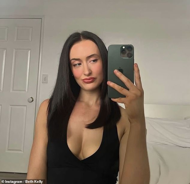 28-летняя невеста Бет Келли, участница шоу Married At First Sight, обрушила свой гнев на 28-летнего жениха Тиджея Халкиаса после их катастрофической встречи в Брисбене во вторник вечером.