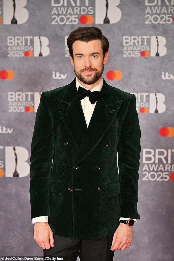 BRIT Awards 2025 LIVE: последние новости с красной дорожки и O2 Arena: Charli XCX и Dua Lipa лидируют в номинациях в этот знаменательный для артисток вечер