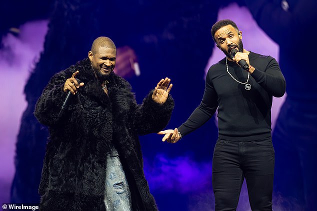 В то время как звезда R&B Крейг порадовал поклонников, исполнив свой хит Fill Me In, а затем присоединился к Ашеру для специального дуэта со своей знаменитой песней 7 Days.