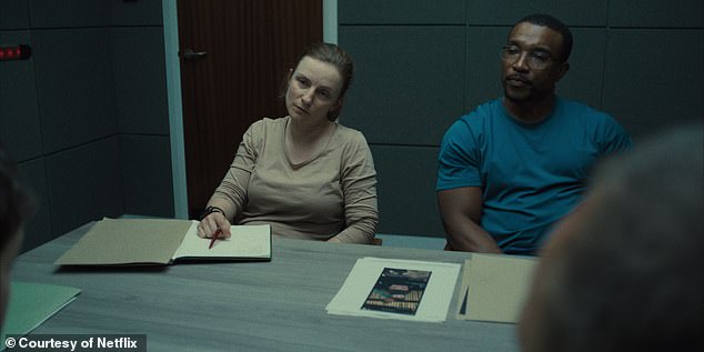 38-летняя актриса снялась в хитовом сериале в роли сержанта Миши Фрэнк и рассказала о том, как 